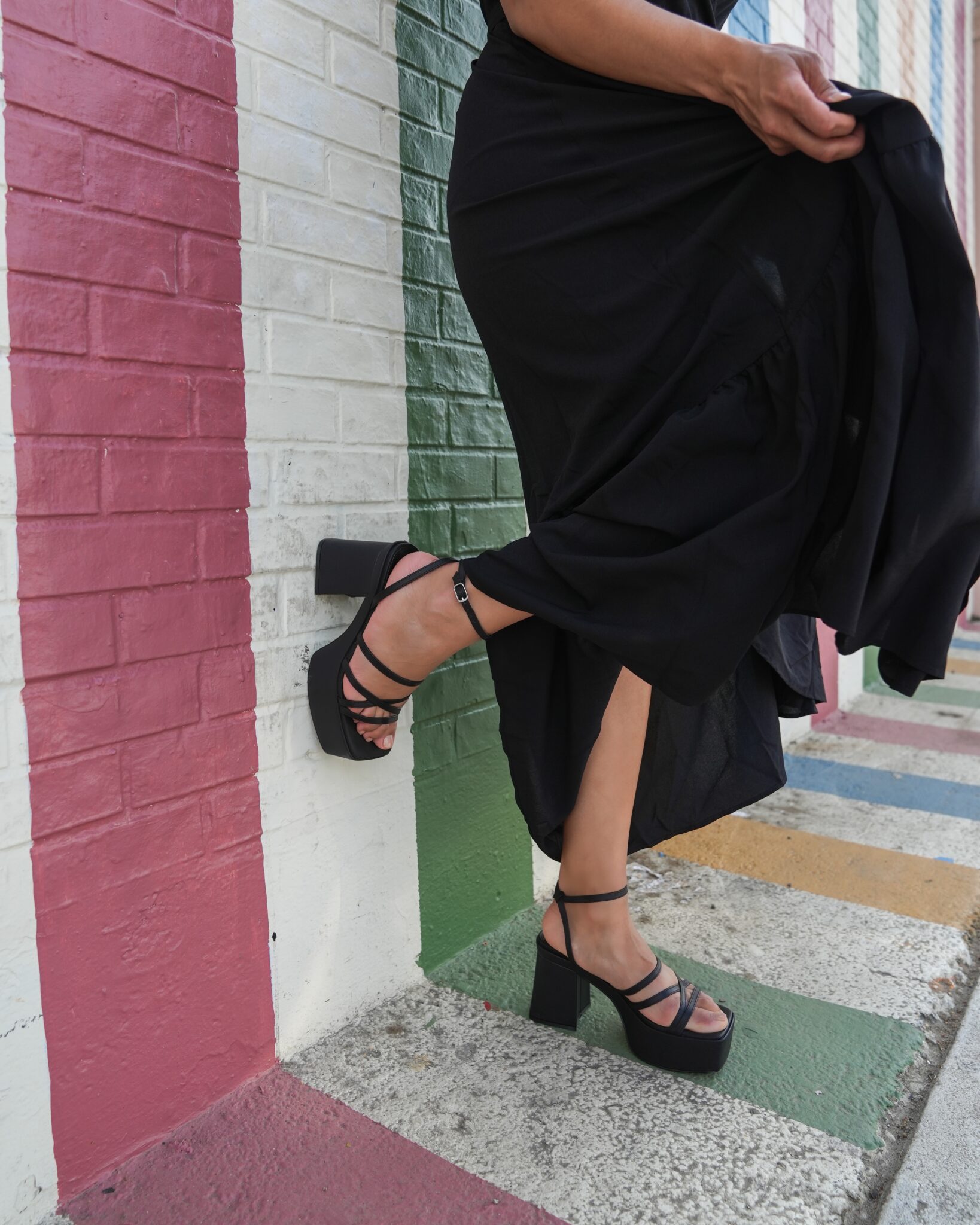 Printed Tropical Style Platform Sandals main image 0